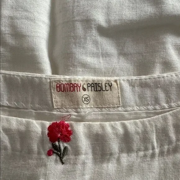 Bombay Paisley Ivory Dress with Red Floral Accents EUC - Picture 4 of 4